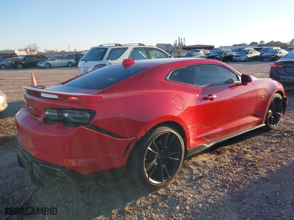 2021 Chevrolet Camaro 2SS with VIN 1G1FH1R7XM0101957, listed as a IAAI auction lot 41251927 with 52,162 mi miles. Bid and sale history available at carsss.com. Image 4.