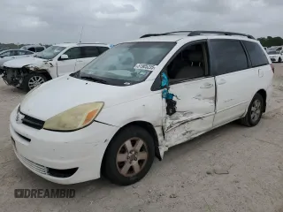 2004 Toyota Sienna CE with VIN 5TDZA23C54S176454, listed as a Copart auction lot 51905235 with 300,338 mi miles and Salvage Title. Bid and sale history available at carsss.com. Image 1.