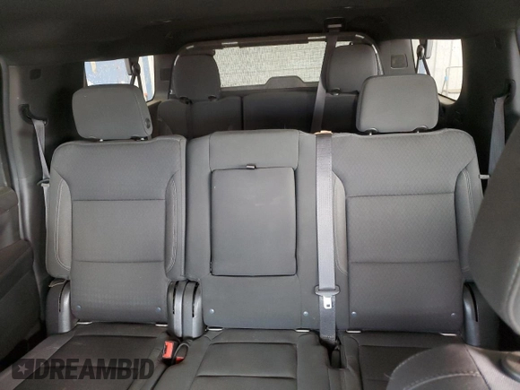 2021 Chevrolet Suburban LS with VIN 1GNSKBKDXMR303892, listed as a Copart auction lot 60840085 with 385,639 mi miles and Clean title. Bid and sale history available at DreamBid. Image 10.