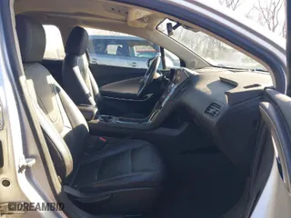 2013 Chevrolet Volt with VIN 1G1RF6E46DU105718, listed as a IAAI auction lot 41435211 with 97,022 mi miles. Bid and sale history available at carsss.com. Image 5.