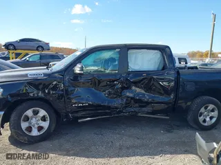 2021 Ram 1500 Big Horn with VIN 1C6SRFFT1MN692725, listed as a IAAI auction lot 40749018 with 41,687 mi miles. Bid and sale history available at carsss.com. Image 14.