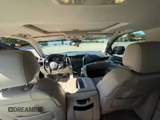 2020 Cadillac Escalade Luxury z VIN 1GYS3BKJ8LR154516, wystawiony jako Copart lot #59628455 z przebiegiem 72 098 mil mil oraz Czysty tytuł • Clean title. Historia ofert i sprzedaży dostępna na DreamBid. Obrazek 9.