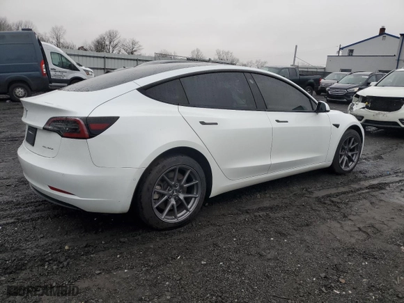 2022 Tesla Model 3 Long Range with VIN 5YJ3E1EB2NF275845, listed as a Copart auction lot 84527134 with 41,545 mi miles and Salvage Title. Bid and sale history available at carsss.com. Image 3.