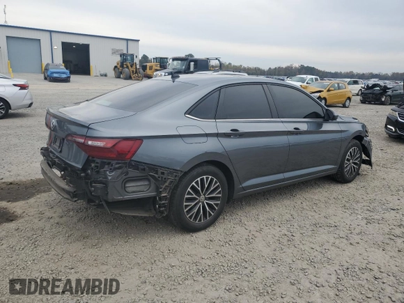 2021 Volkswagen Jetta S z VIN 3VWC57BUXMM004421, wystawiony jako Copart lot #81518974 z przebiegiem 98 518 mil mil oraz Szkoda całkowita • Salvage title. Historia ofert i sprzedaży dostępna na DreamBid. Obrazek 3.
