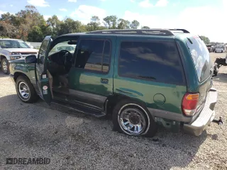 2000 Mercury Mountaineer with VIN 4M2ZU66P1YUJ05468, listed as a Copart auction lot 75682513 with 211,748 mi miles and Salvage Title. Bid and sale history available at carsss.com. Image 2.