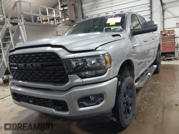 2022 Ram 2500 Big Horn with VIN 3C6UR5DJ7NG216185, listed as a IAAI auction lot 41271076 with 35,683 mi miles. Bid and sale history available at carsss.com. Image 18.