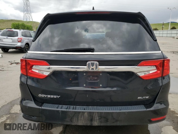 2018 Honda Odyssey Elite с VIN 5FNRL6H94JB007489, выставлен на аукционе Copart как лот 57077855 с пробегом 106 402 миль миль и Списание • Salvage title. История ставок и продаж доступна на DreamBid. Изображение 6.