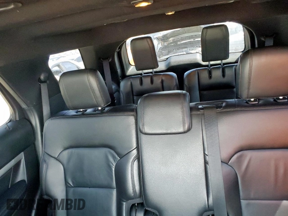 2017 Ford Explorer XLT z VIN 1FM5K7D85HGD63675, wystawiony jako Copart lot #56566605 z przebiegiem 107 344 mil mil oraz Szkoda całkowita • Salvage title. Historia ofert i sprzedaży dostępna na DreamBid. Obrazek 10.