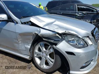 2013 Mercedes-Benz E 350 Luxury with VIN WDDHF5KB4DA707475, listed as a IAAI auction lot 42049839 with 235,862 mi miles and . Bid and sale history available at DreamBid. Image 6.
