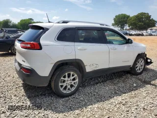 2018 Jeep Cherokee Latitude Plus with VIN 1C4PJLLB4JD540617, listed as a Copart auction lot 56713505 with 125,249 mi miles and Salvage title. Bid and sale history available at DreamBid. Image 3.