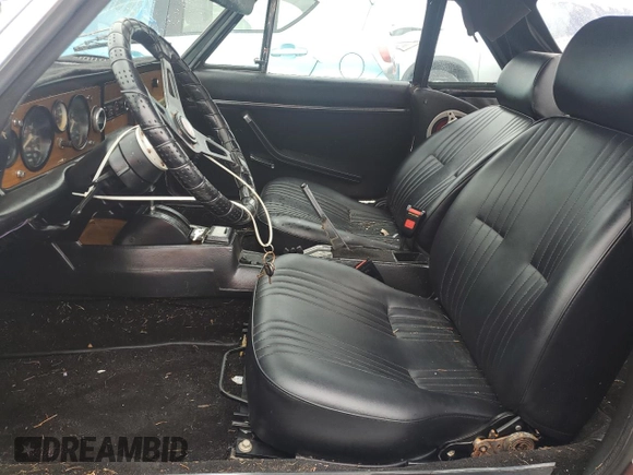 1979 FIAT 124 Spider z VIN 124CS20146682, wystawiony jako Copart lot #73923954 z przebiegiem 83 258 mil mil oraz Szkoda całkowita • Salvage title. Historia ofert i sprzedaży dostępna na DreamBid. Obrazek 7.