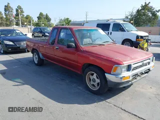 1993 Toyota Pickup z VIN JT4VN93D3P5037082, wystawiony jako IAAI lot #42429972 z przebiegiem 187 284 mil mil oraz . Historia ofert i sprzedaży dostępna na DreamBid. Obrazek 1.