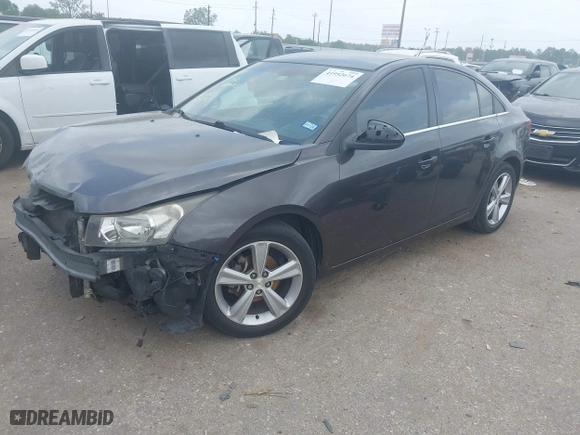 2015 Chevrolet Cruze LT with VIN 1G1PE5SB7F7141782, listed as a IAAI auction lot 41952674 with 132,574 mi miles. Bid and sale history available at carsss.com. Image 18.