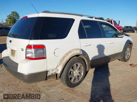 2008 Ford Taurus X SEL with VIN 1FMDK05W48GA41545, listed as a IAAI auction lot 41224904 with 325,617 mi miles and . Bid and sale history available at DreamBid. Image 4.