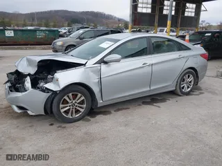 2013 Hyundai Sonata GLS with VIN 5NPEB4AC5DH691020, listed as a IAAI auction lot 41087635 with 78,799 mi miles. Bid and sale history available at carsss.com. Image 2.