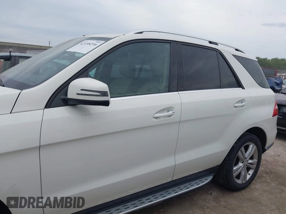 2013 Mercedes-Benz M 350 с VIN 4JGDA5HB2DA106110, выставлен на аукционе IAAI как лот 42338216 с пробегом 128 770 миль миль и . История ставок и продаж доступна на DreamBid. Изображение 15.