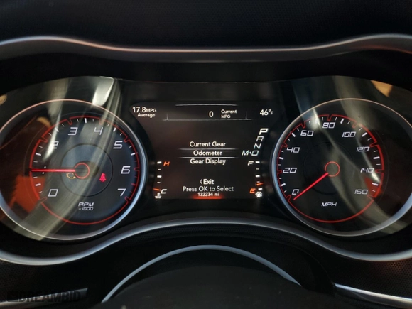 2015 Dodge Charger RT with VIN 2C3CDXCT4FH886266, listed as a Copart auction lot 49977765 with 132,234 mi miles and Clean Title. Bid and sale history available at carsss.com. Image 9.