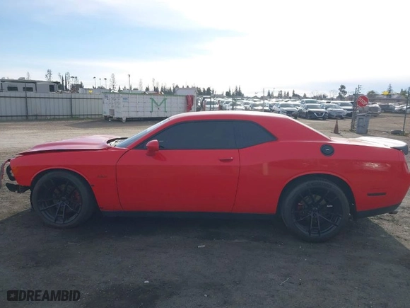 2015 Dodge Challenger R/T with VIN 2C3CDZAT6FH823491, listed as a IAAI auction lot 41533213 with 70,645 mi miles. Bid and sale history available at carsss.com. Image 15.