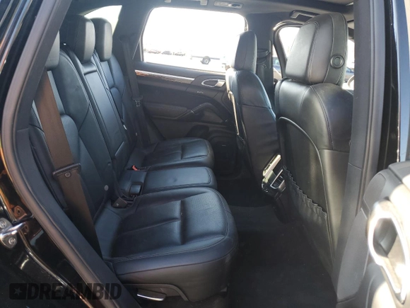 2013 Porsche Cayenne Diesel с VIN WP1AF2A2XDLA21133, выставлен на аукционе Copart как лот 46412045 с пробегом 138 047 миль миль и Списание • Salvage title. История ставок и продаж доступна на DreamBid. Изображение 11.