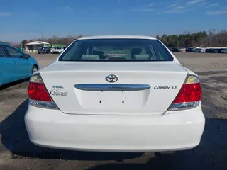 2006 Toyota Camry STD with VIN 4T1BE32K96U691097, listed as a IAAI auction lot 41476876 with 1 mi miles. Bid and sale history available at carsss.com. Image 16.