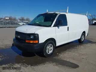 2008 Chevrolet Express Cargo Van with VIN 1GCFG15X381153012, listed as a IAAI auction lot 41695021 with 134,678 mi miles. Bid and sale history available at carsss.com. Image 20.