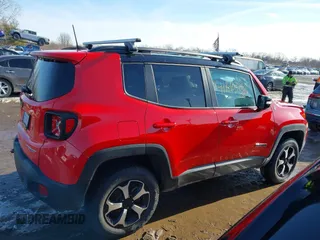 2022 Jeep Renegade Trailhawk with VIN ZACNJDC18NPN60863, listed as a IAAI auction lot 41610300 with 18,018 mi miles and . Bid and sale history available at DreamBid. Image 13.
