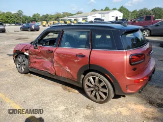 2024 MINI Clubman Cooper S with VIN WMWXJ1C00R2U48542, listed as a Copart auction lot 72039094 with 9,044 mi miles and Salvage Title. Bid and sale history available at carsss.com. Image 2.