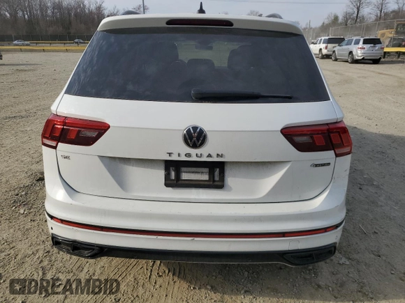 2022 Volkswagen Tiguan SE R-Line Black with VIN 3VV8B7AXXNM169059, listed as a Copart auction lot 45700025 with 46,191 mi miles and Salvage Title. Bid and sale history available at DreamBid. Image 6.