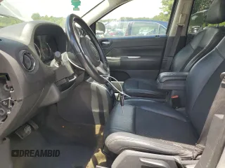 2017 Jeep Compass High Altitude с VIN 1C4NJCEA0HD117085, выставлен на аукционе Copart как лот 64898145 с пробегом 171 083 миль миль и Чистый • Clean title. История ставок и продаж доступна на DreamBid. Изображение 7.