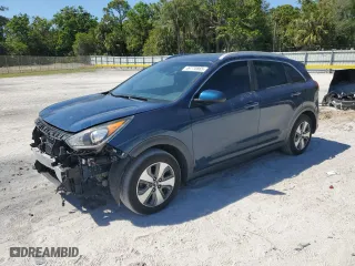 2018 Kia Niro LX with VIN KNDCB3LC5J5211066, listed as a Copart auction lot 49770865 with 102268 miles and Salvage Title. Bid and sale history available at carsss.com. Image 1.