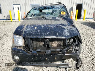 2004 GMC Envoy SLT with VIN 1GKDT13S742302881, listed as a Copart auction lot 68414734 with 317,200 mi miles and Non Repairable. Bid and sale history available at carsss.com. Image 5.