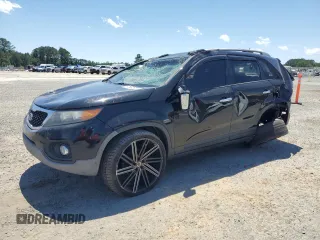 2013 Kia Sorento EX z VIN 5XYKU4A63DG316404, wystawiony jako Copart lot #57867625 z przebiegiem 167 766 mil mil oraz Szkoda całkowita • Salvage title. Historia ofert i sprzedaży dostępna na DreamBid. Obrazek 1.