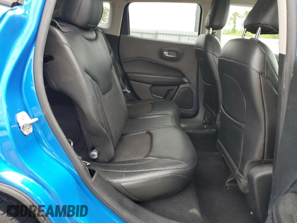 2018 Jeep Compass Latitude z VIN 3C4NJCBB6JT407859, wystawiony jako Copart lot #55506365 z przebiegiem 118 427 mil mil oraz Szkoda całkowita • Salvage title. Historia ofert i sprzedaży dostępna na DreamBid. Obrazek 11.