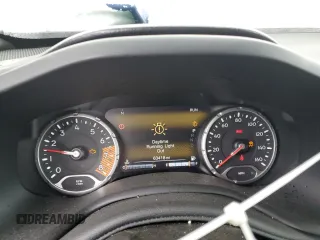 2022 Jeep Renegade Altitude z VIN ZACNJDE19NPN68225, wystawiony jako Copart lot #49124715 z przebiegiem 63 418 mil mil oraz Szkoda całkowita • Salvage title. Historia ofert i sprzedaży dostępna na DreamBid. Obrazek 9.