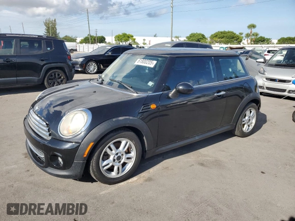2011 MINI Hardtop with VIN WMWSU3C5XBT094683, listed as a Copart auction lot 61800205 with 51,732 mi miles and Clean title. Bid and sale history available at DreamBid. Image 1.