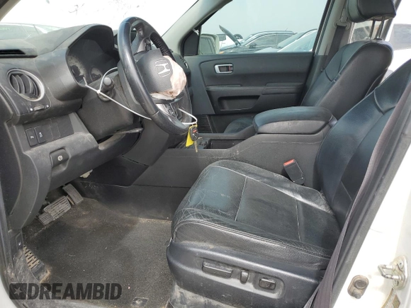 2013 Honda Pilot Touring with VIN 5FNYF3H94DB007174, listed as a Copart auction lot 48033325 with 205,432 mi miles and Salvage Title. Bid and sale history available at DreamBid. Image 7.