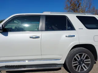 2014 Toyota 4Runner SR5 with VIN JTEZU5JR7E5082045, listed as a IAAI auction lot 41072781 with 149,510 mi miles and . Bid and sale history available at DreamBid. Image 15.