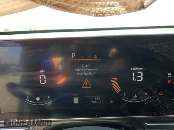 2024 Hyundai Kona SEL with VIN KM8HB3AB6RU062972, listed as a Copart auction lot 59031604 with 9,840 mi miles and Salvage Title. Bid and sale history available at DreamBid. Image 9.