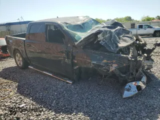 2019 Ram 1500 Big Horn z VIN 1C6RR6LT3KS573477, wystawiony jako Copart lot #52790575 z przebiegiem Nie podano mil oraz Szkoda całkowita • Salvage title. Historia ofert i sprzedaży dostępna na DreamBid. Obrazek 4.