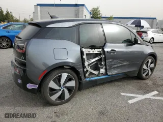 2018 BMW i3 with VIN WBY7Z2C55JVE64933, listed as a Copart auction lot 62085683 with 47,998 mi miles. Bid and sale history available at carsss.com. Image 3.