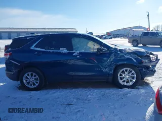 2021 Chevrolet Equinox LT z VIN 3GNAXUEV3ML384478, wystawiony jako IAAI lot #41619576 z przebiegiem 34 176 mil mil oraz . Historia ofert i sprzedaży dostępna na DreamBid. Obrazek 13.