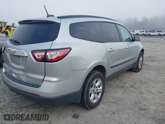 2016 Chevrolet Traverse LS z VIN 1GNKRFKD8GJ343572, wystawiony jako IAAI lot #42426571 z przebiegiem 168 568 mil mil oraz . Historia ofert i sprzedaży dostępna na DreamBid. Obrazek 4.