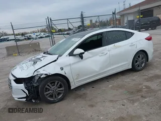 2017 Hyundai Elantra SE z VIN 5NPD84LF8HH162085, wystawiony jako IAAI lot #42153313 z przebiegiem 105 980 mil mil oraz . Historia ofert i sprzedaży dostępna na DreamBid. Obrazek 17.