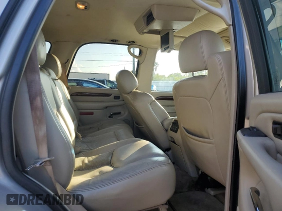 2004 Cadillac Escalade with VIN 1GYEC63T94R208993, listed as a Copart auction lot 87224664 with 285,642 mi miles and Salvage title. Bid and sale history available at DreamBid. Image 11.
