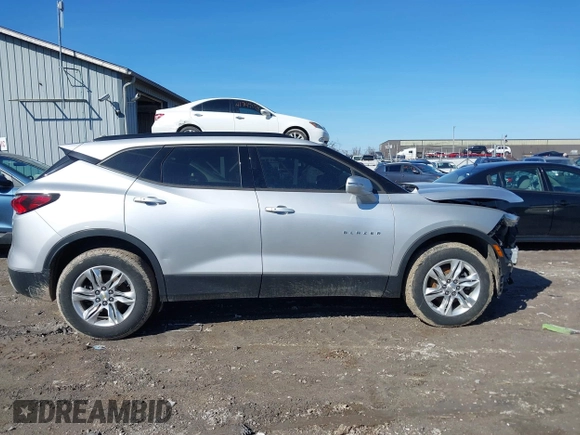 2020 Chevrolet Blazer LT with VIN 3GNKBDRS2LS552876, listed as a IAAI auction lot 41746453 with 116,523 mi miles and . Bid and sale history available at DreamBid. Image 14.