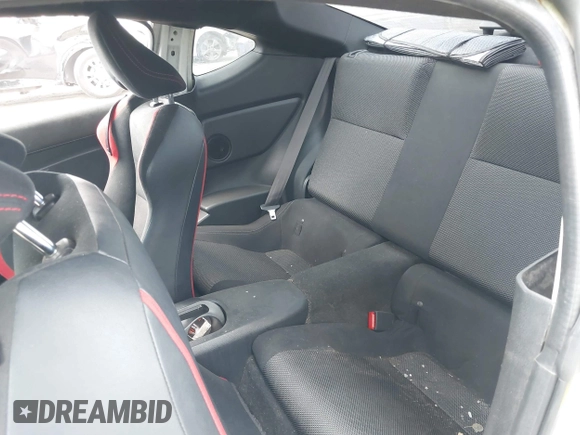 2017 Toyota 86 z VIN JF1ZNAA12H9701111, wystawiony jako IAAI lot #42016381 z przebiegiem 58 948 mil mil oraz . Historia ofert i sprzedaży dostępna na DreamBid. Obrazek 8.