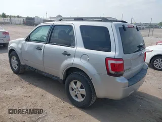 2008 Ford Escape XLT with VIN 1FMCU93188KD05798, listed as a IAAI auction lot 42497044 with 215,954 mi miles and . Bid and sale history available at DreamBid. Image 3.