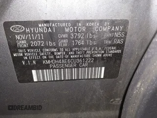 2012 Hyundai Elantra GLS z VIN KMHDH4AE6CU361222, wystawiony jako IAAI lot #42467636 z przebiegiem 176 795 mil mil oraz . Historia ofert i sprzedaży dostępna na DreamBid. Obrazek 9.
