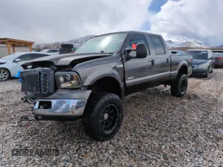 2005 Ford Super Duty F-250 XL with VIN 1FTSW21P15EB93462, listed as a Copart auction lot 49350815 with 0 mi miles and Salvage Title. Bid and sale history available at carsss.com. Image 1.