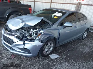 2017 Chevrolet Cruze LT with VIN 1G1BH5SE5H7194219, listed as a IAAI auction lot 40876271 with 147,478 mi miles. Bid and sale history available at carsss.com. Image 17.